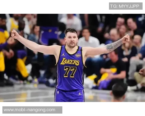 东契奇首节狂砍24分创湖人队史自科比以来单节新高