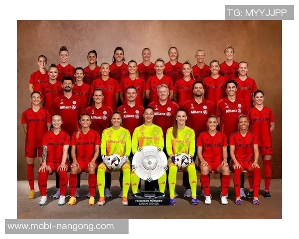 德甲赛季半程回顾拜仁以11分优势领跑平历史最佳积分